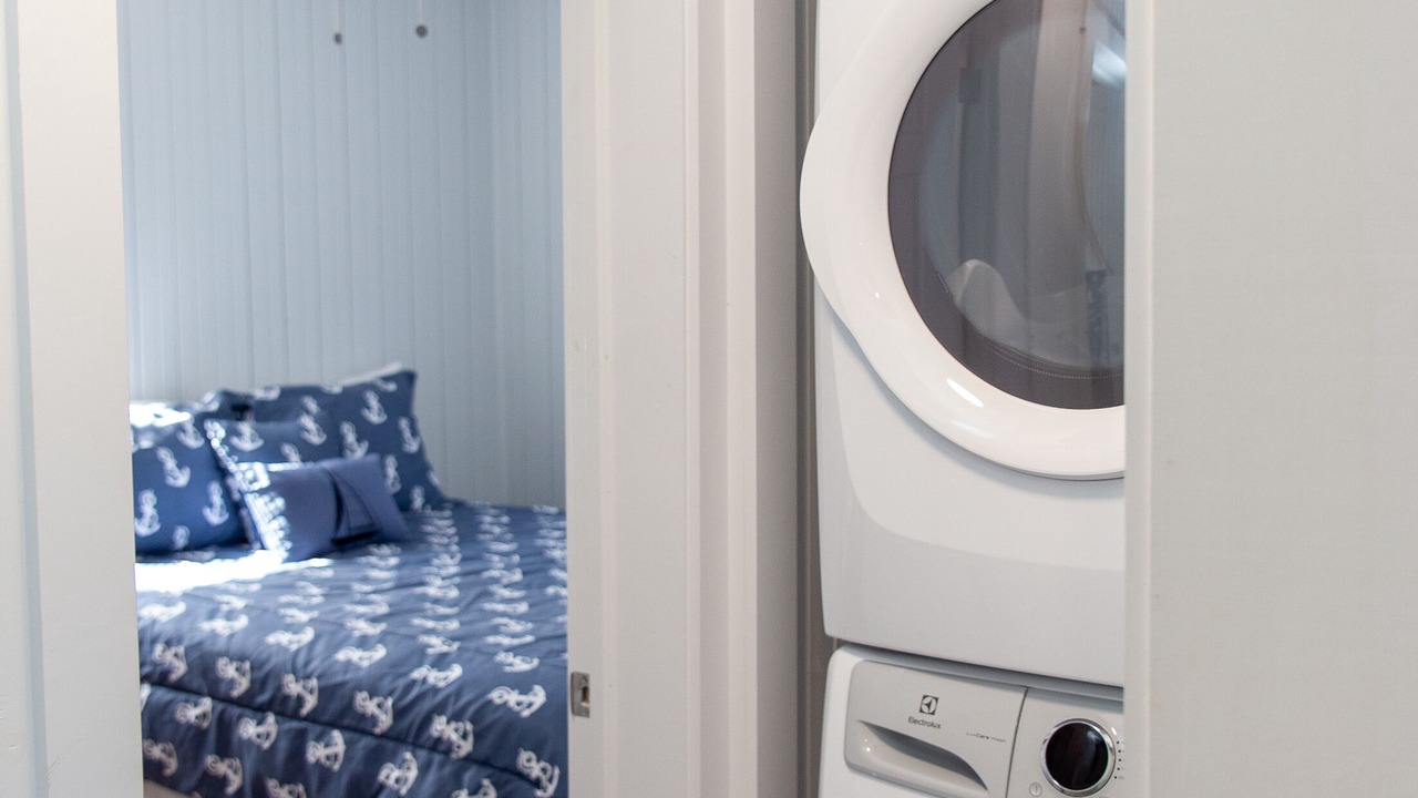 Photo of Bedroom in Madison-on-the-Lake