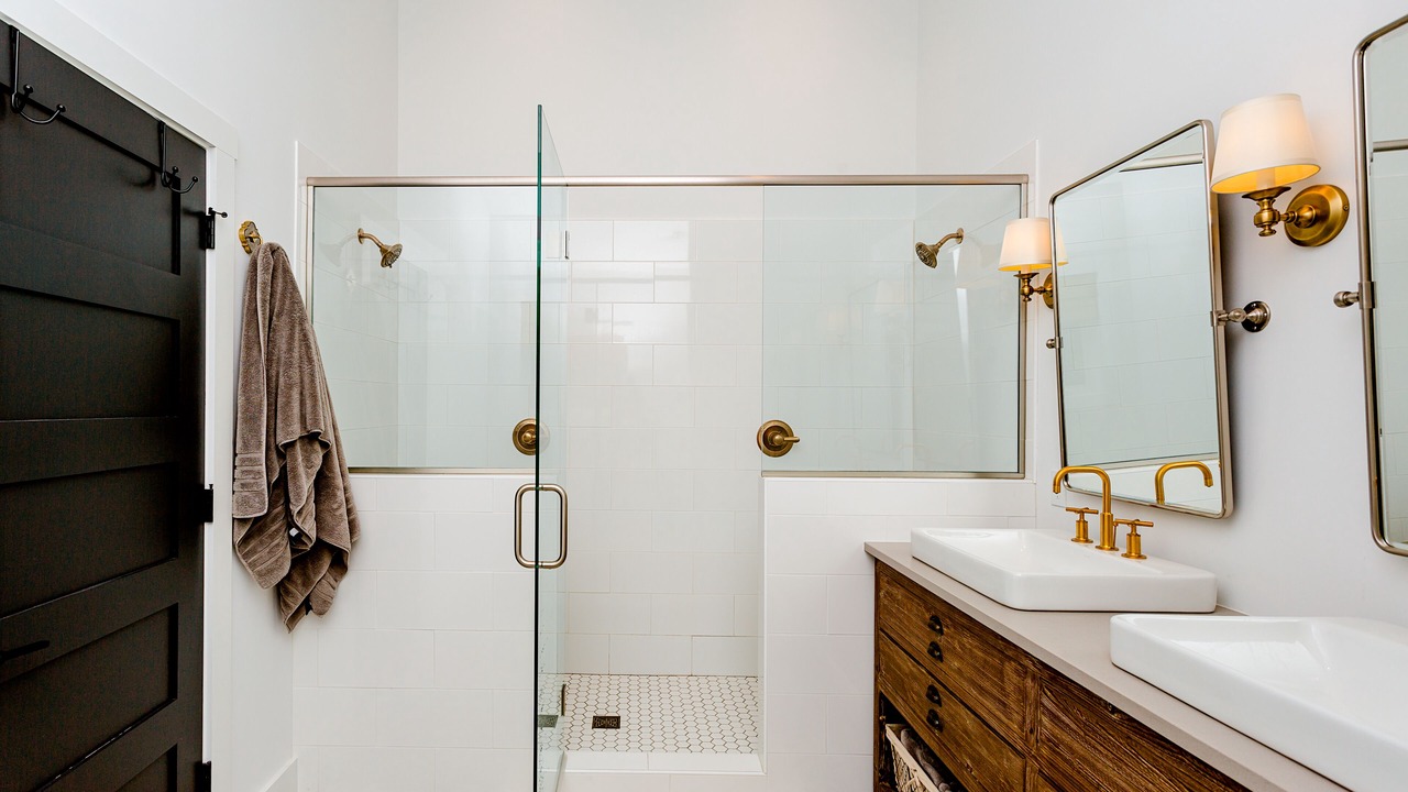 Photo of Bathroom in Grand Beach