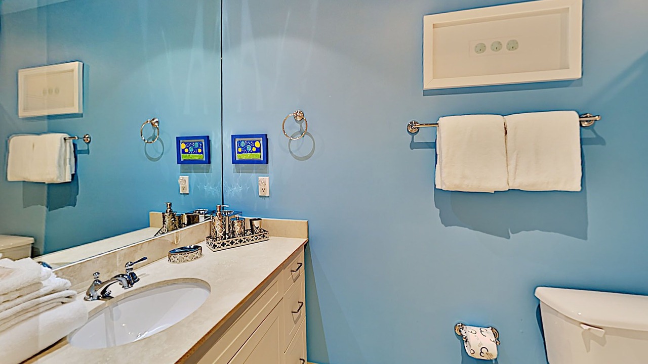 Photo of Bathroom in Ono Island