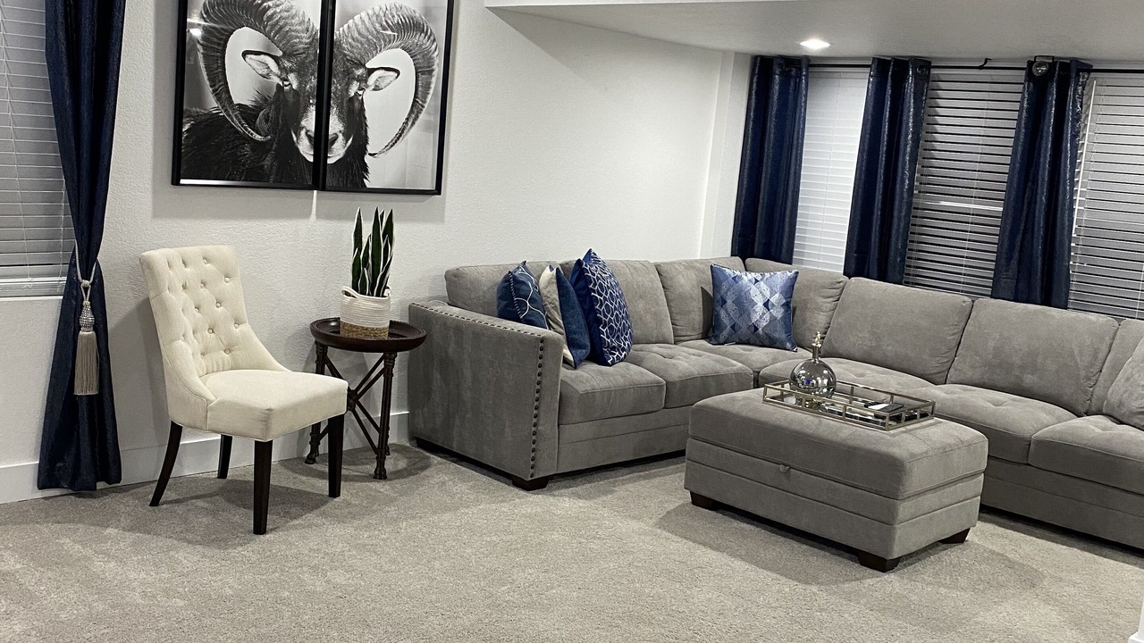 Photo of Livingroom in Centennial