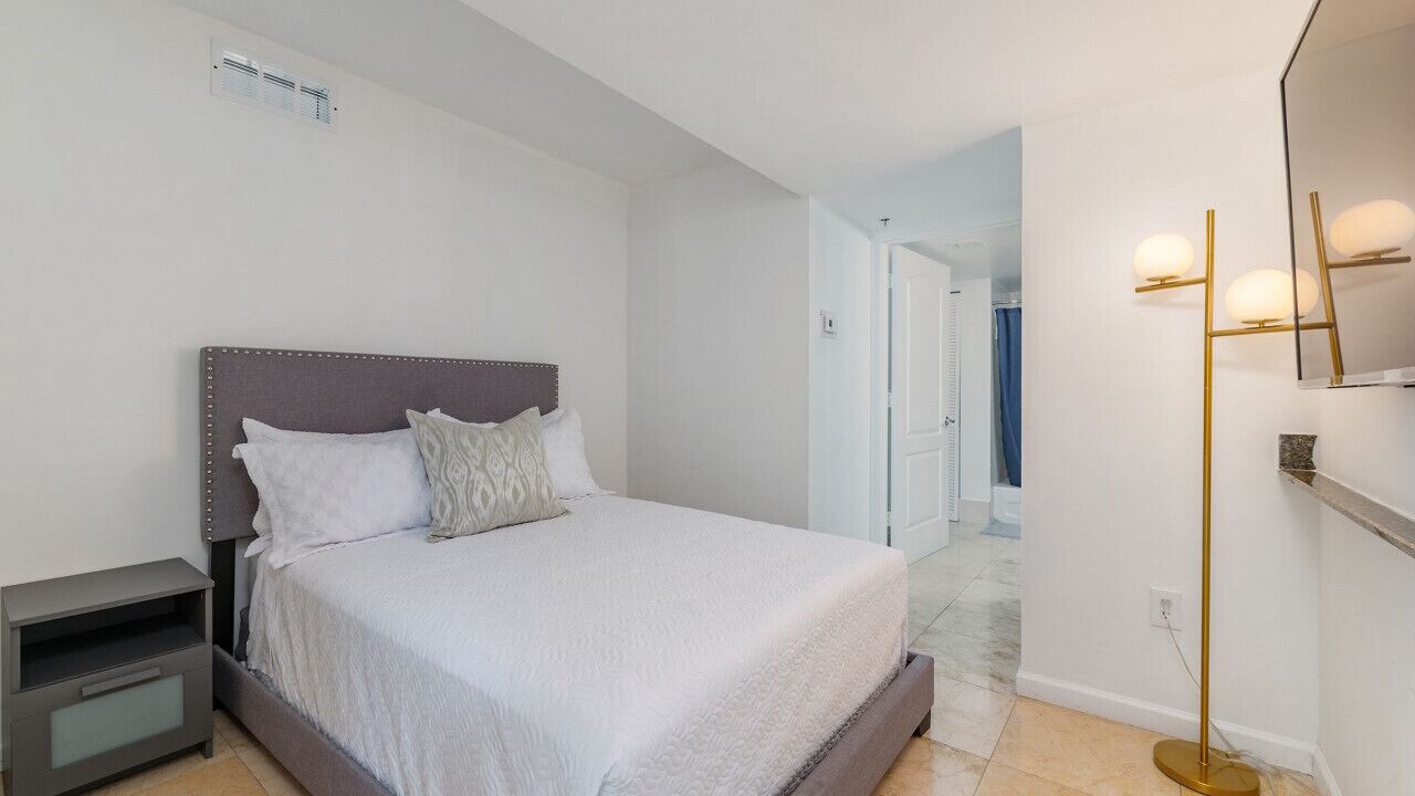 Photo of Bedroom in Brickell