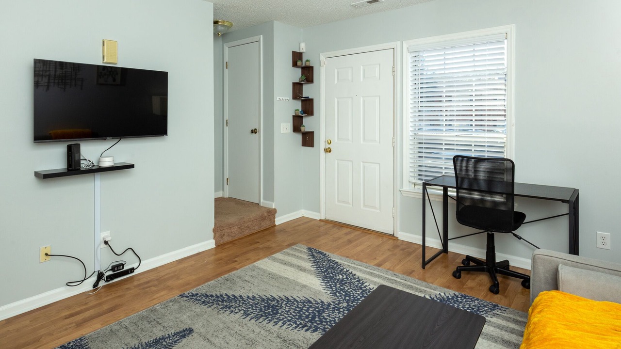 Photo of Livingroom in Carrboro