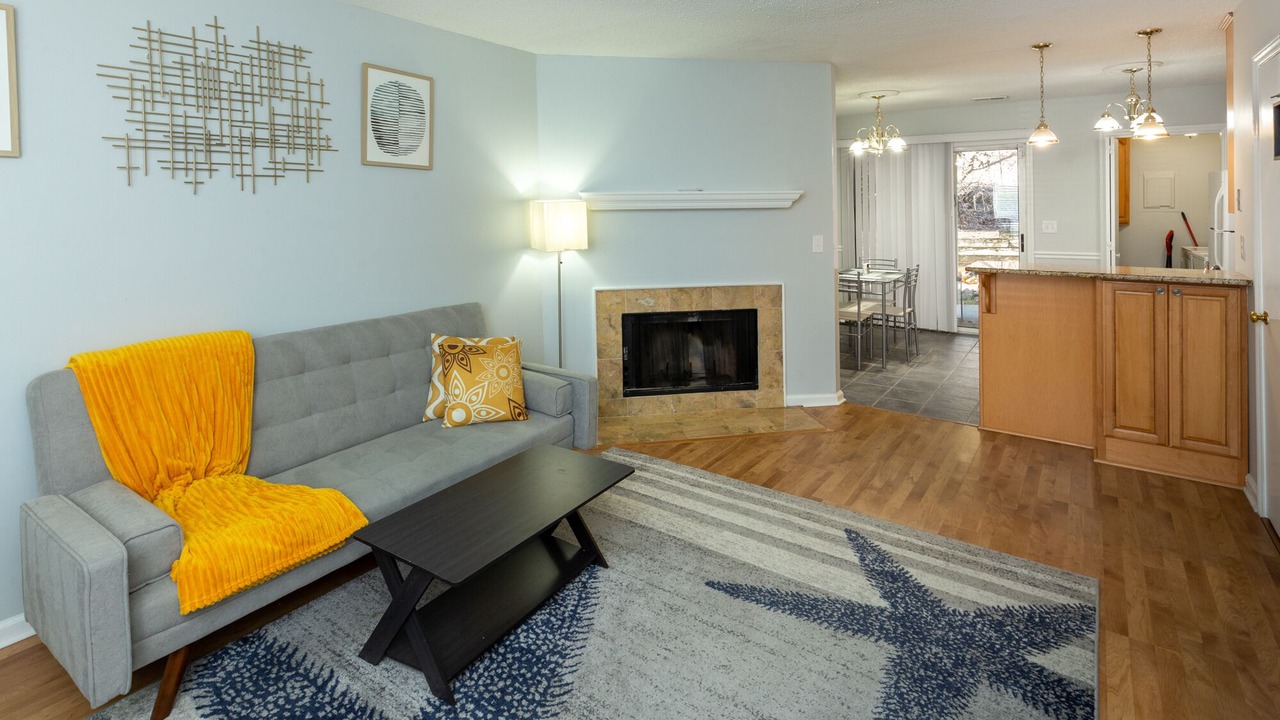 Photo of Livingroom in Carrboro