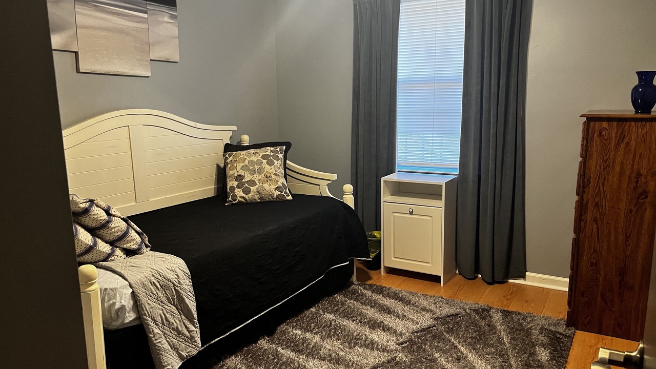 Photo of Bedroom in Shannon