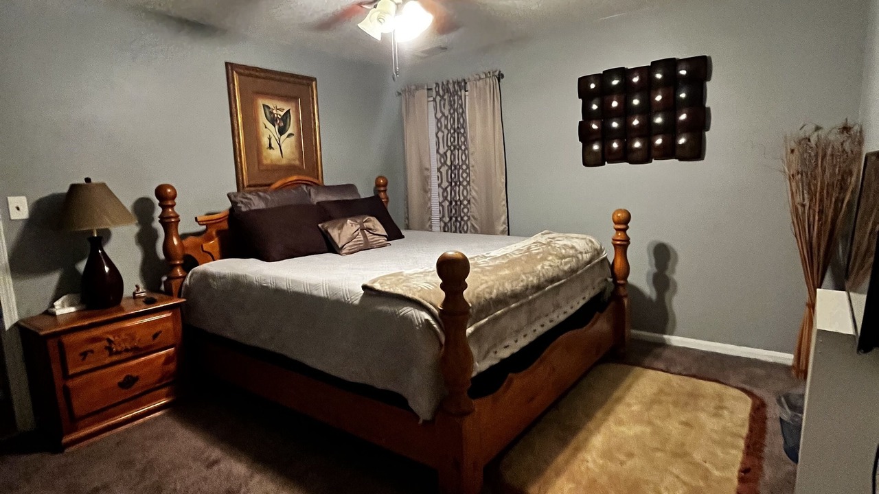 Photo of Bedroom in Shannon