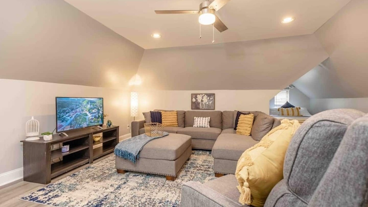 Photo of Livingroom in Morgantown
