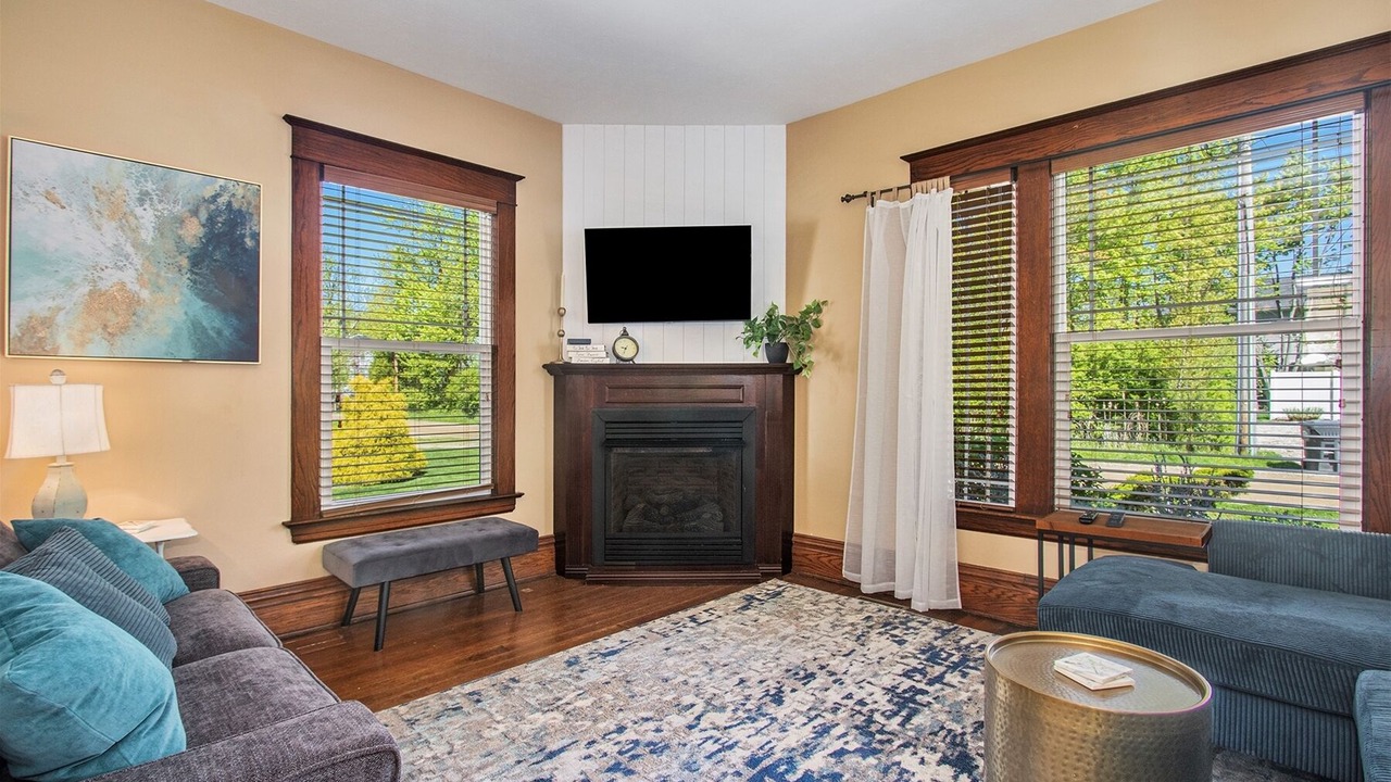 Photo of Livingroom in Miami Park