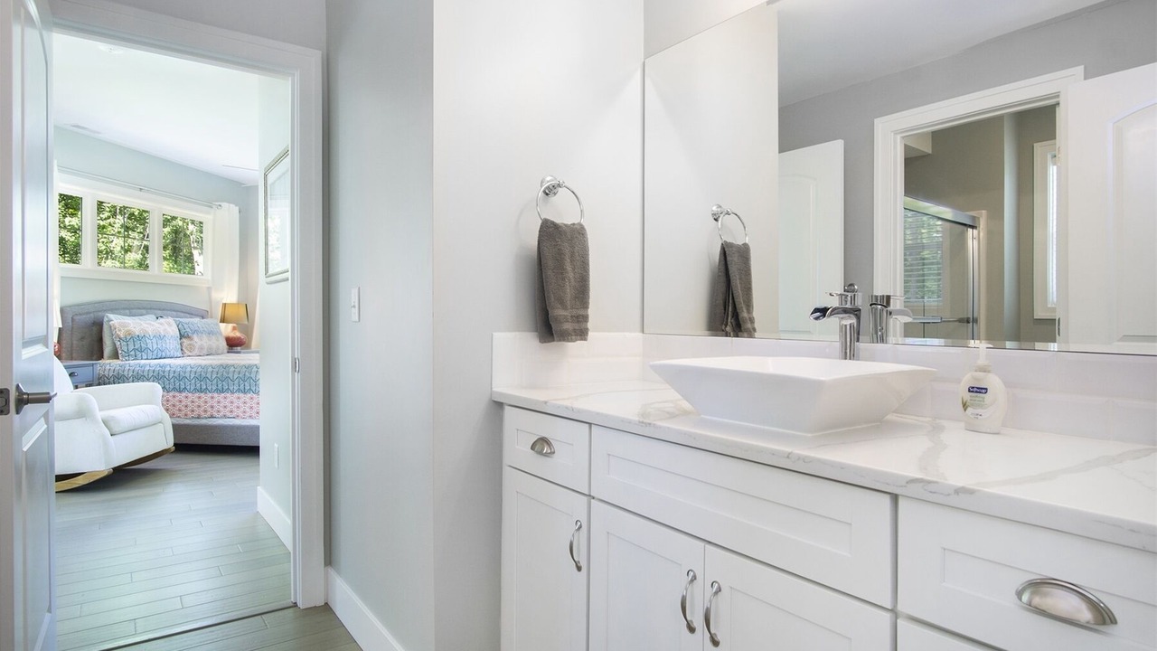 Photo of Bathroom in Miami Park