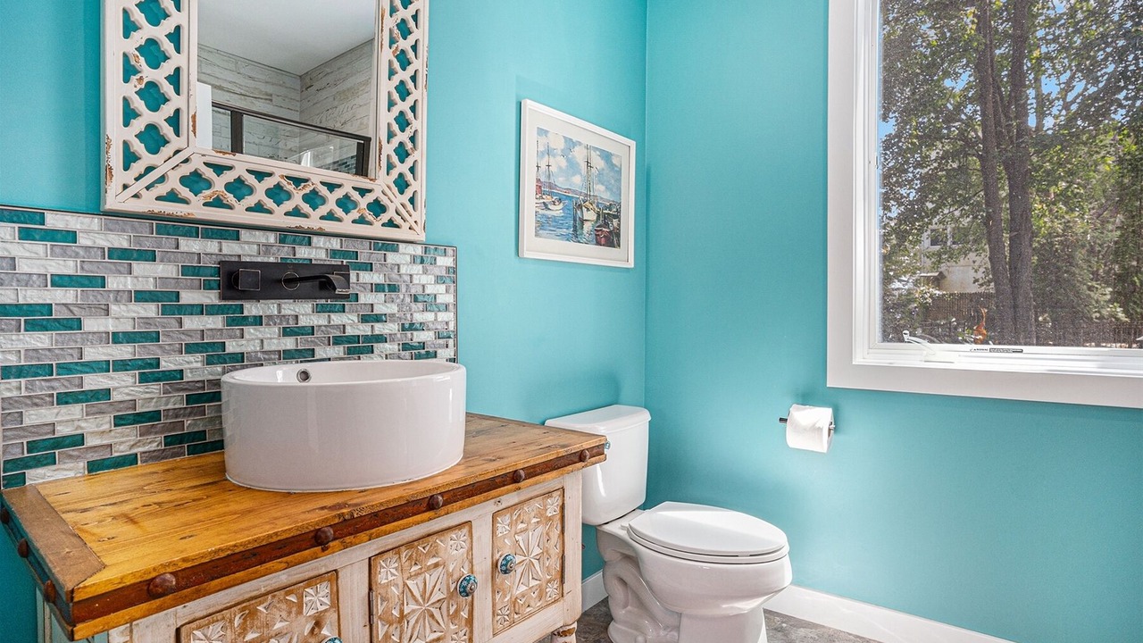 Photo of Bathroom in Miami Park