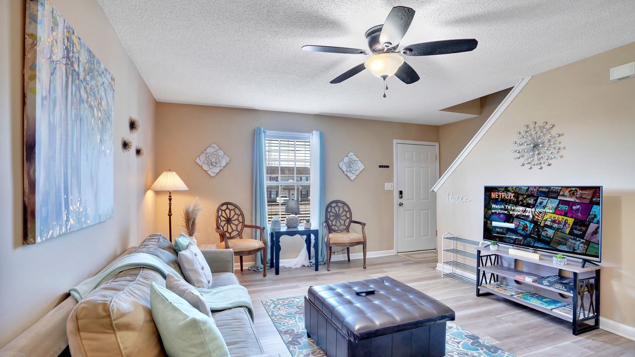 Photo of Livingroom in Clarksville