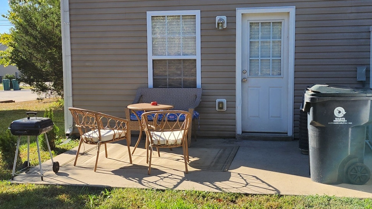 Photo of Outdoor in Clarksville