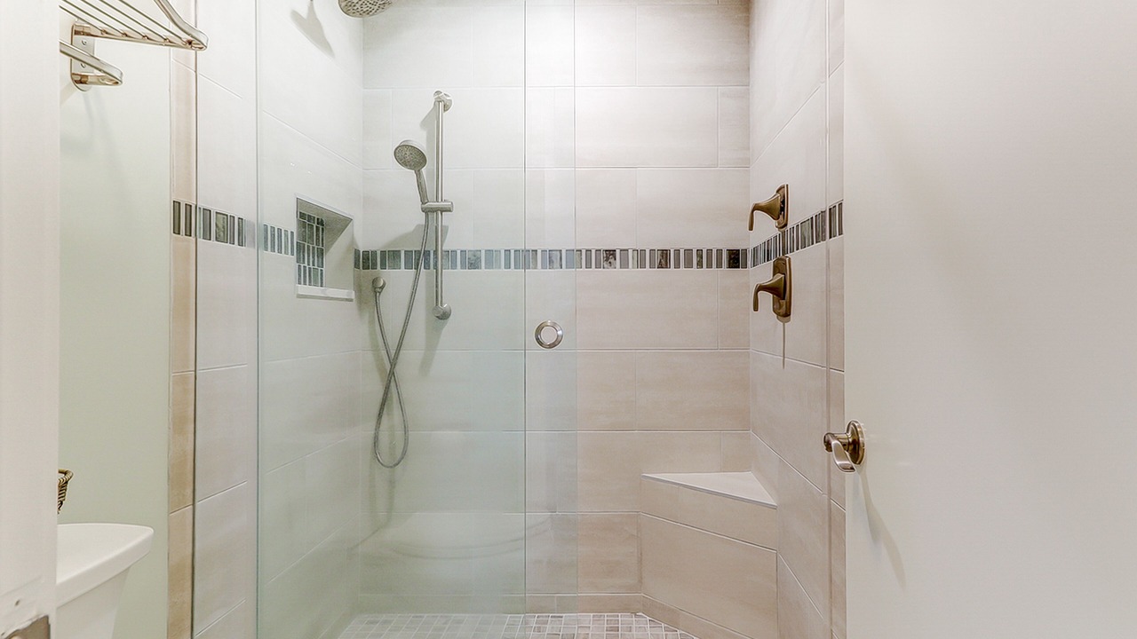 Photo of Bathroom in Shelter Cove