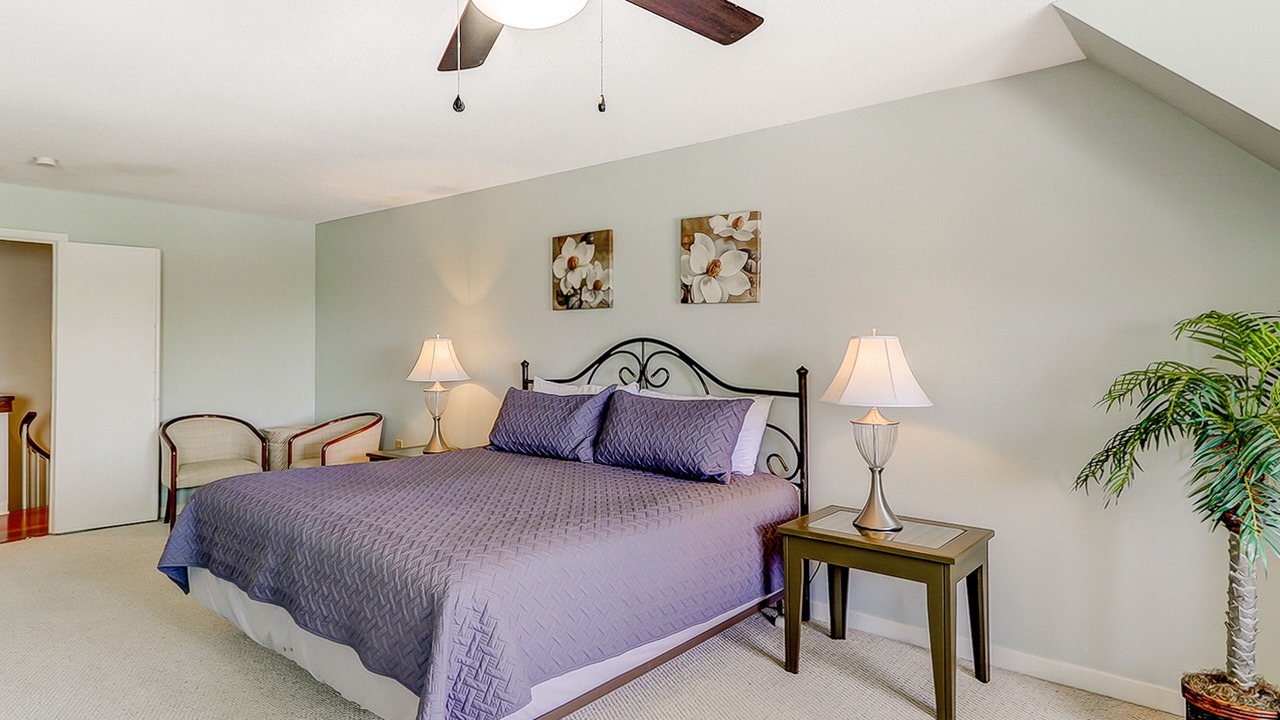 Photo of Bedroom in Shelter Cove