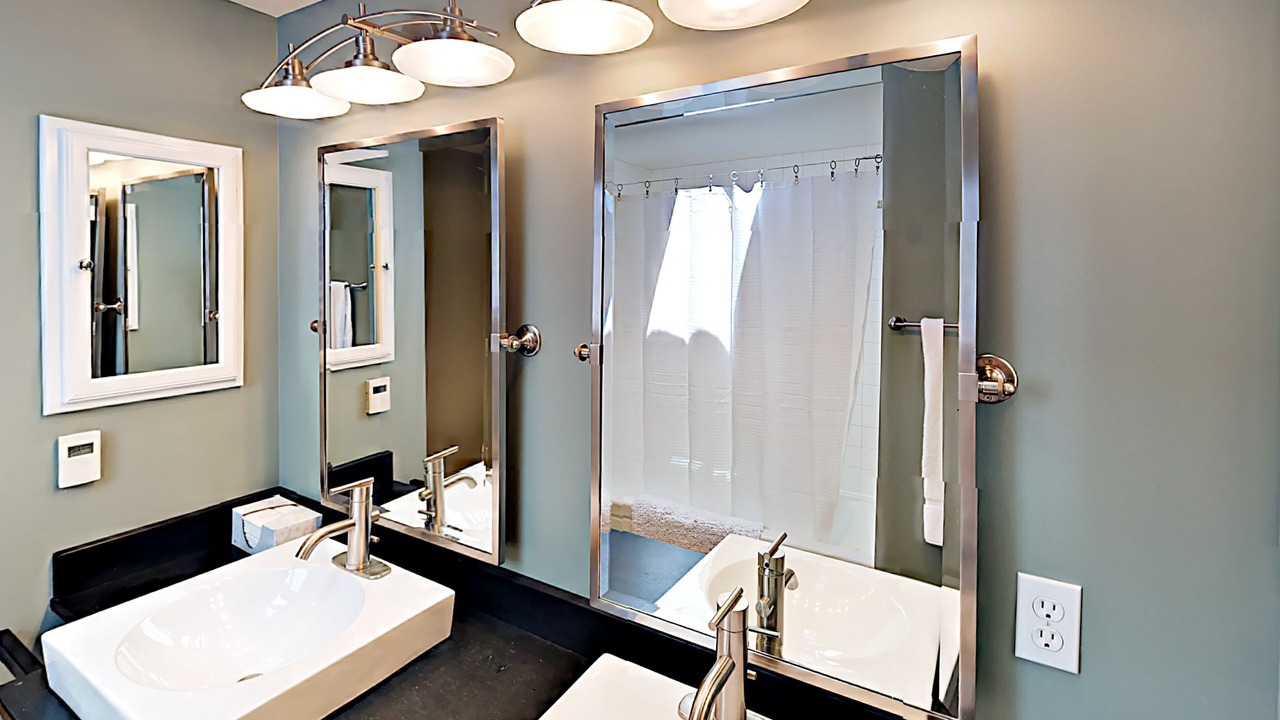 Photo of Bathroom in Bainbridge Island