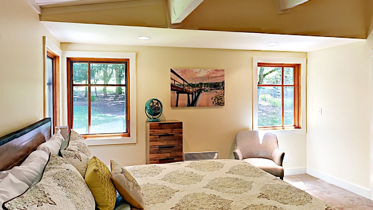 Photo of Bedroom in Bainbridge Island