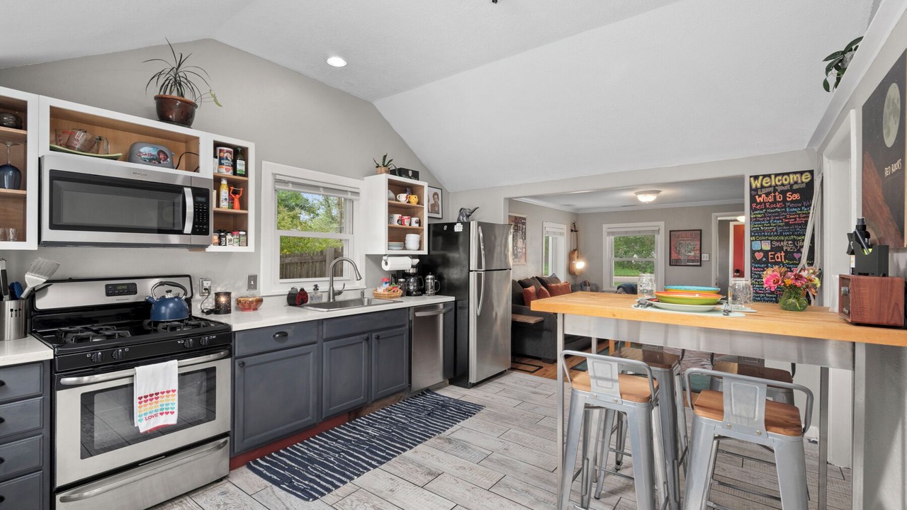 Photo of Kitchen in Barths