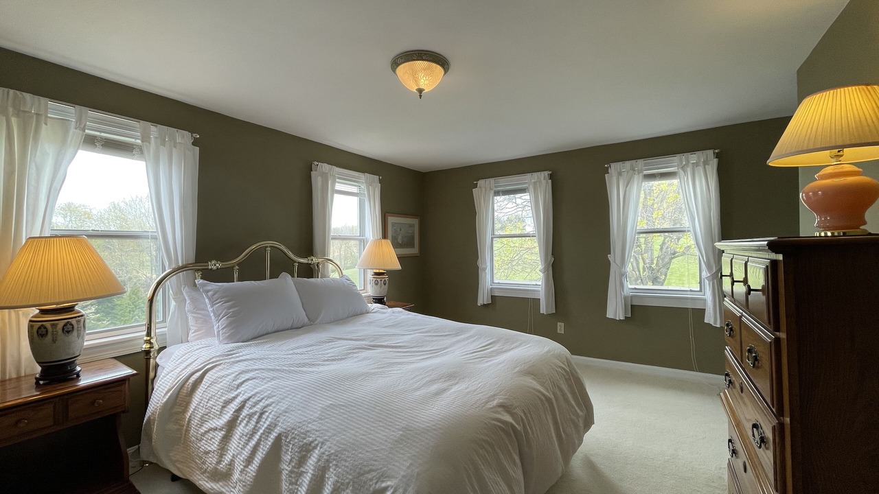 Photo of Bedroom in Berkeley Springs