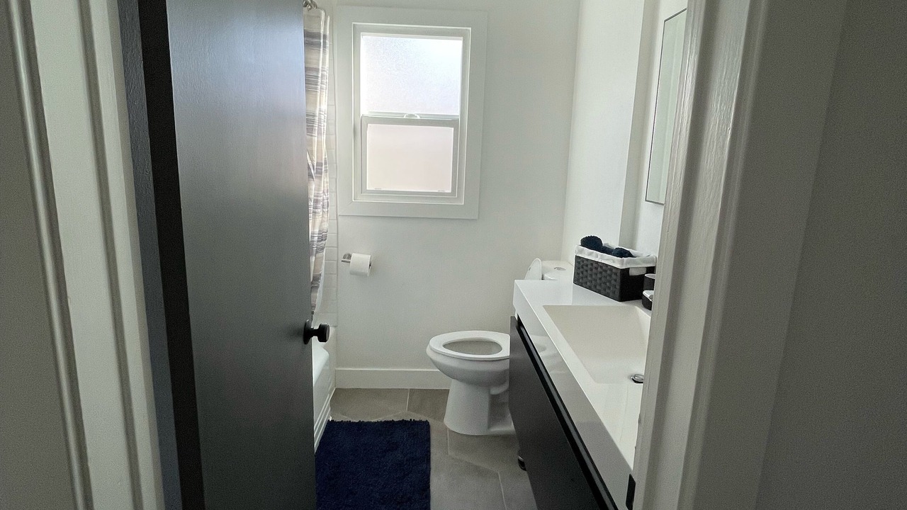 Photo of Bathroom in Burbank