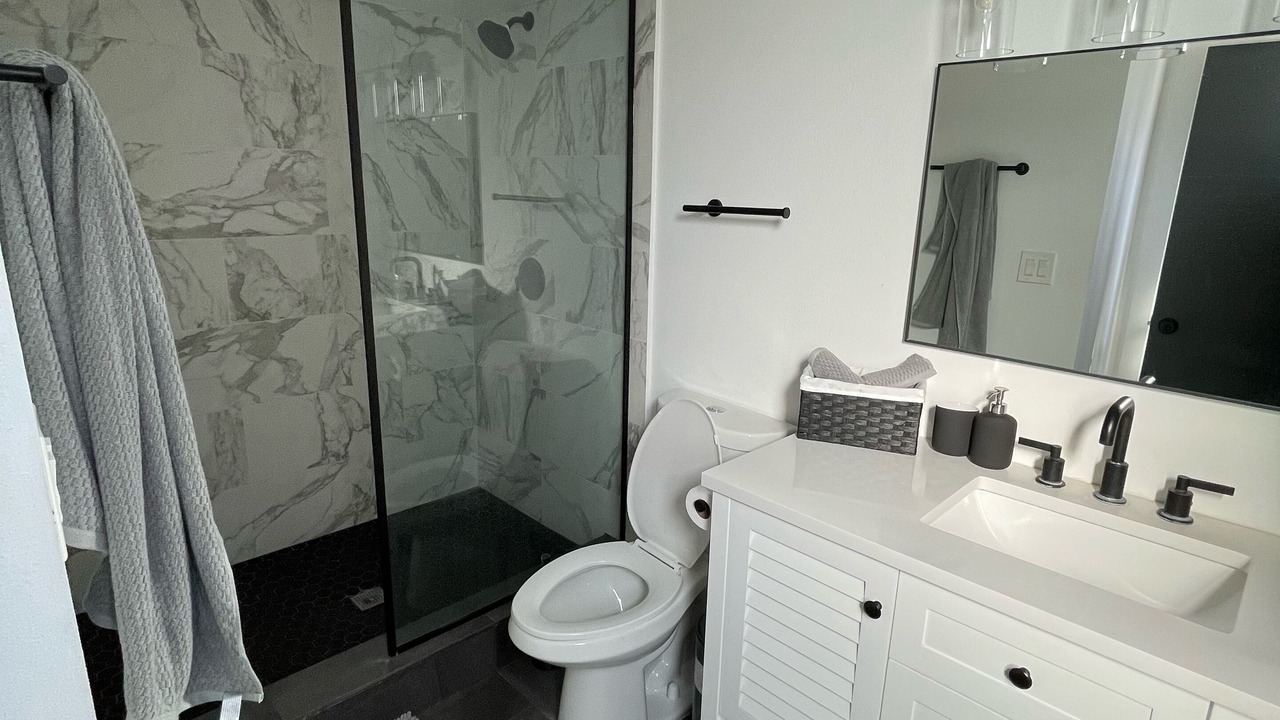 Photo of Bathroom in Burbank