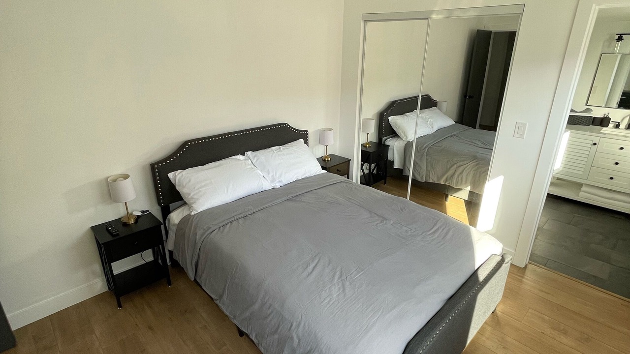 Photo of Bedroom in Burbank