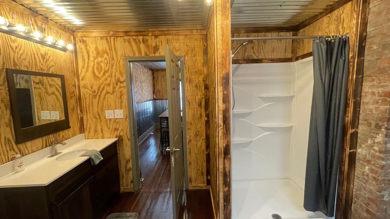 Photo of Bathroom in Kyle