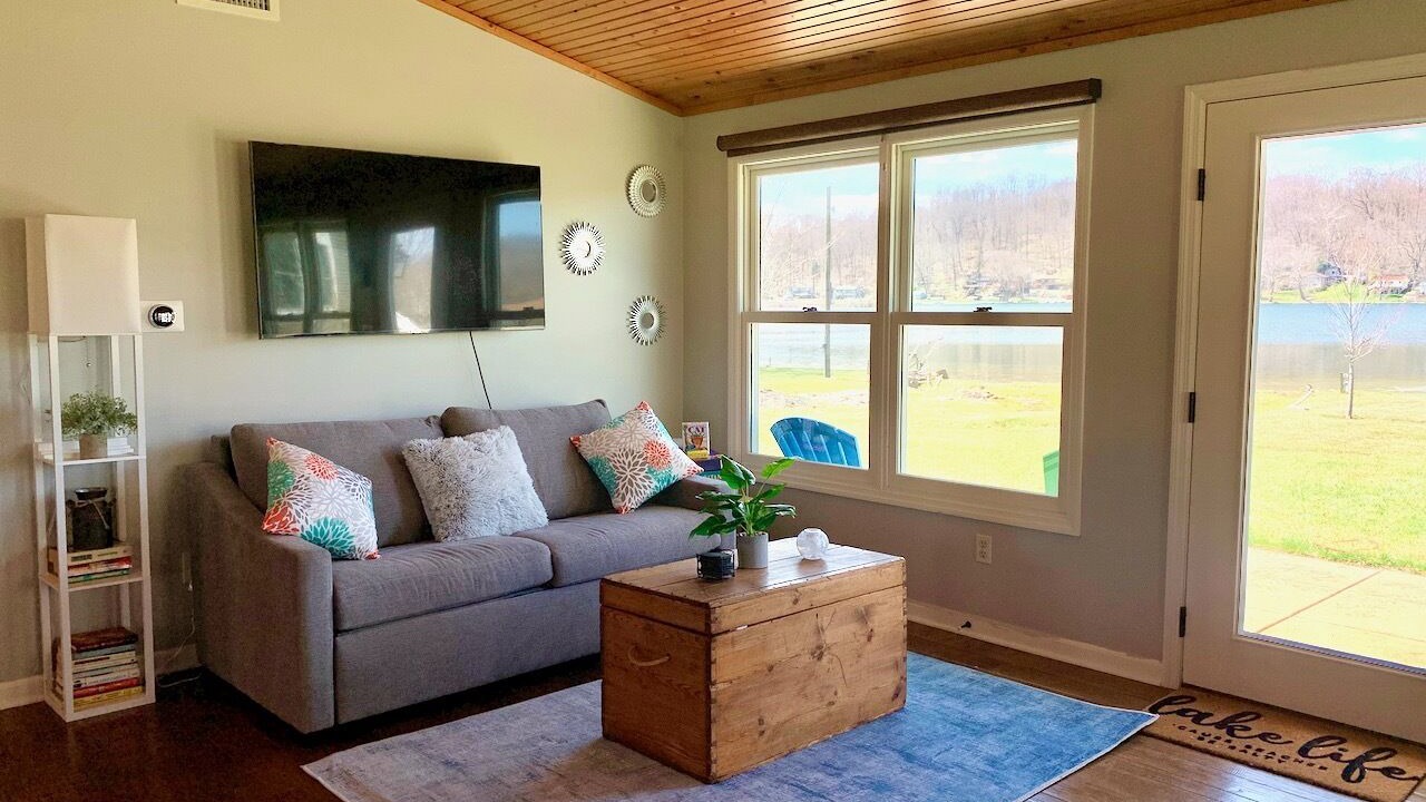 Photo of Livingroom in Cassopolis