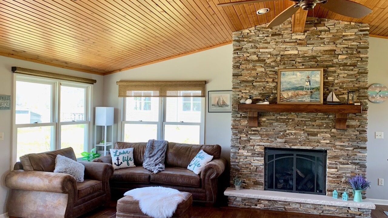 Photo of Livingroom in Cassopolis