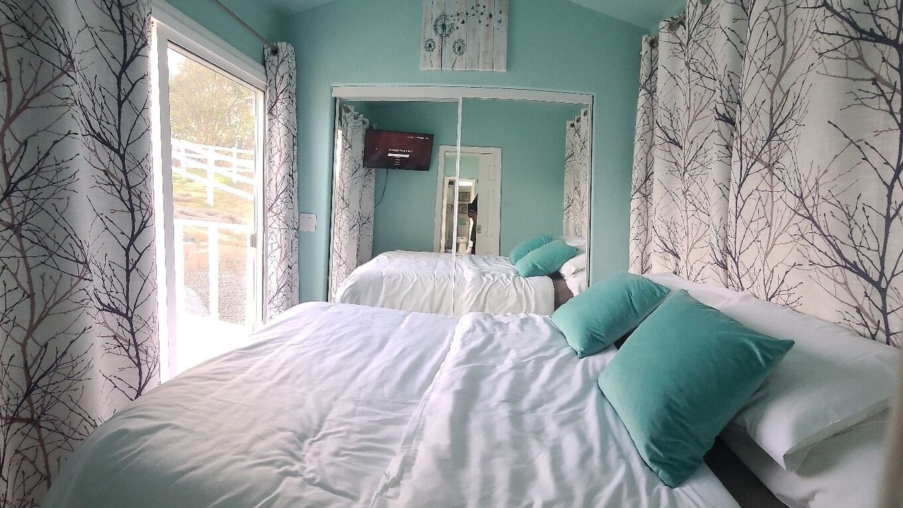 Photo of Bedroom in Valley Center