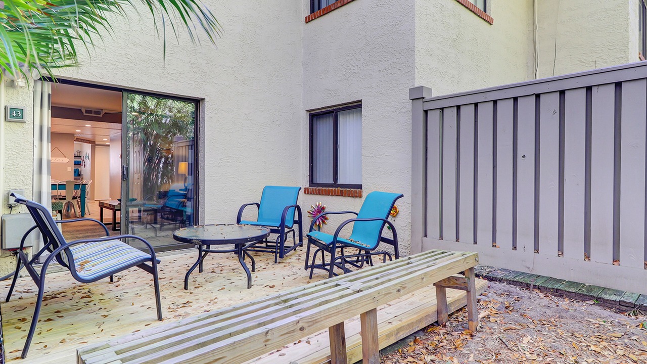Photo of Patio Balcony in Folly Field