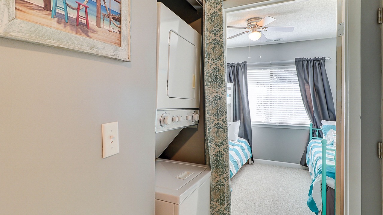 Photo of Bedroom in Folly Field