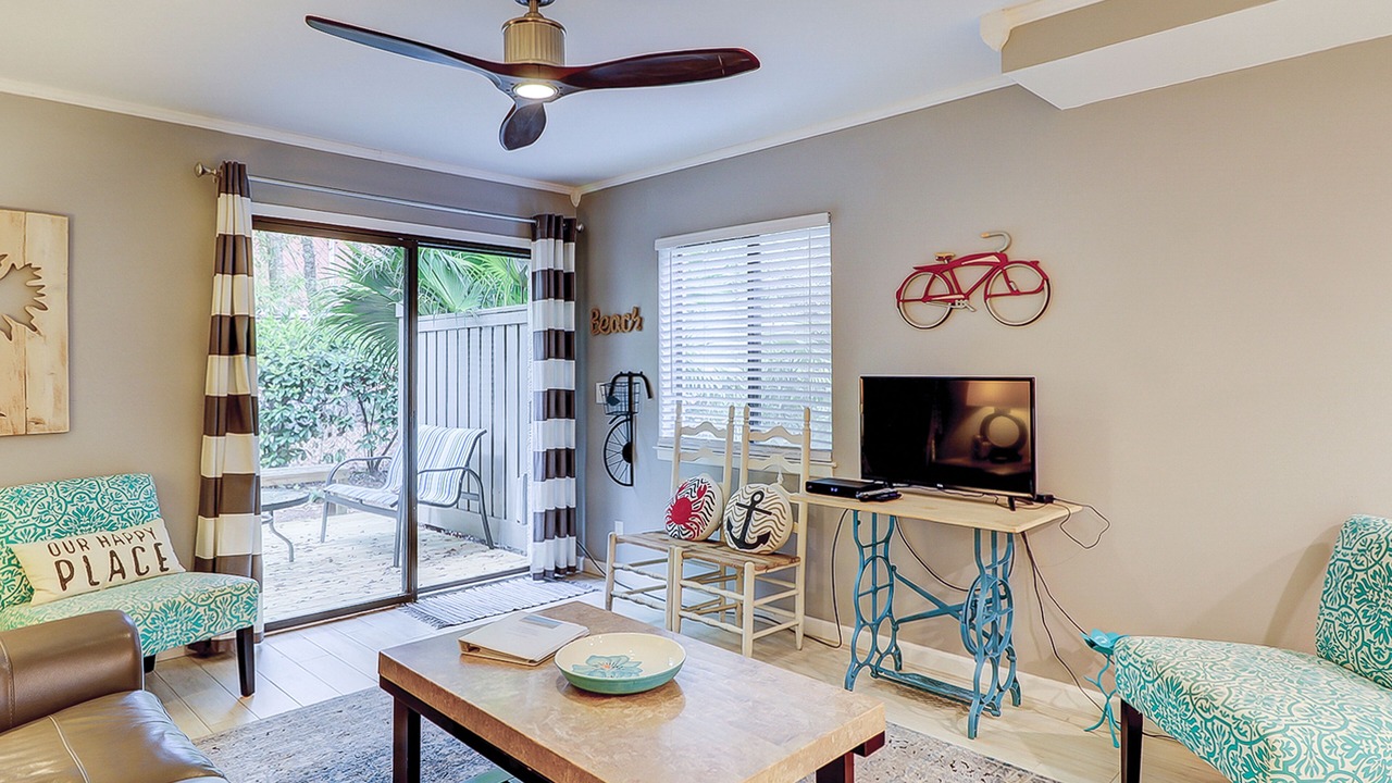 Photo of Livingroom in Folly Field
