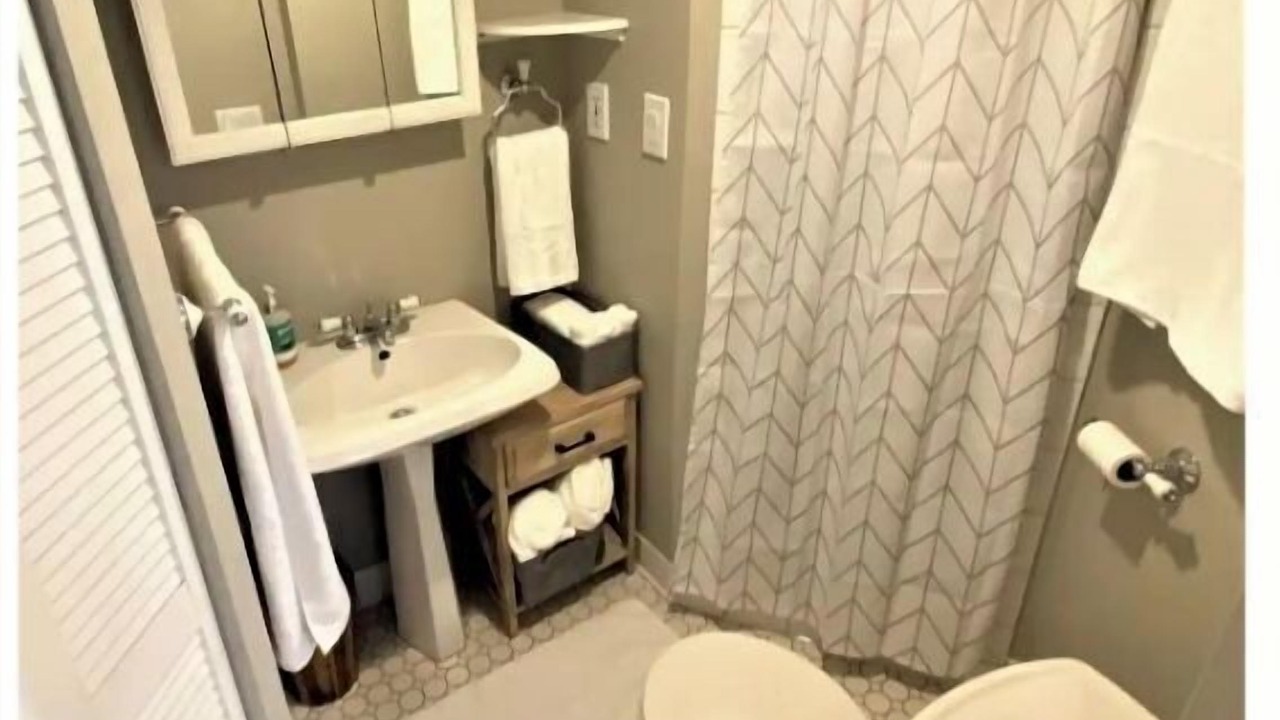Photo of Bathroom in Arvada Plaza Area