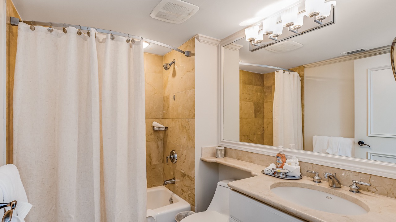 Photo of Bathroom in Marco Island