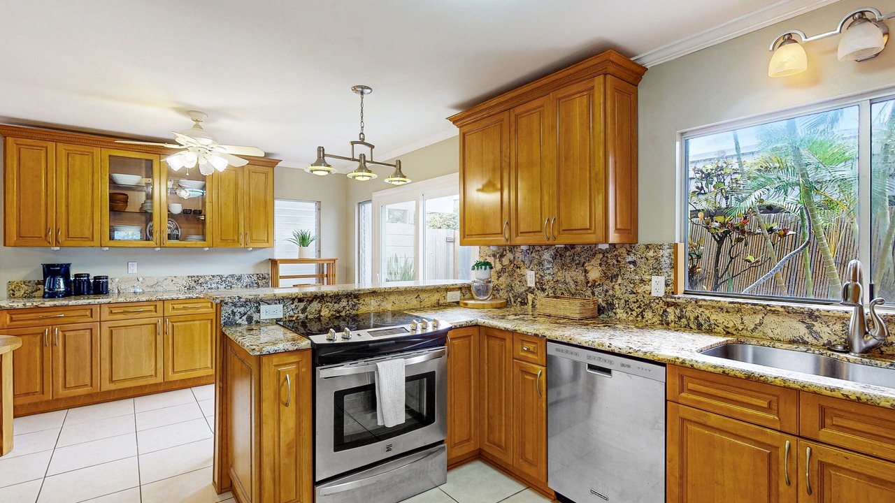 Photo of Kitchen in Portlock