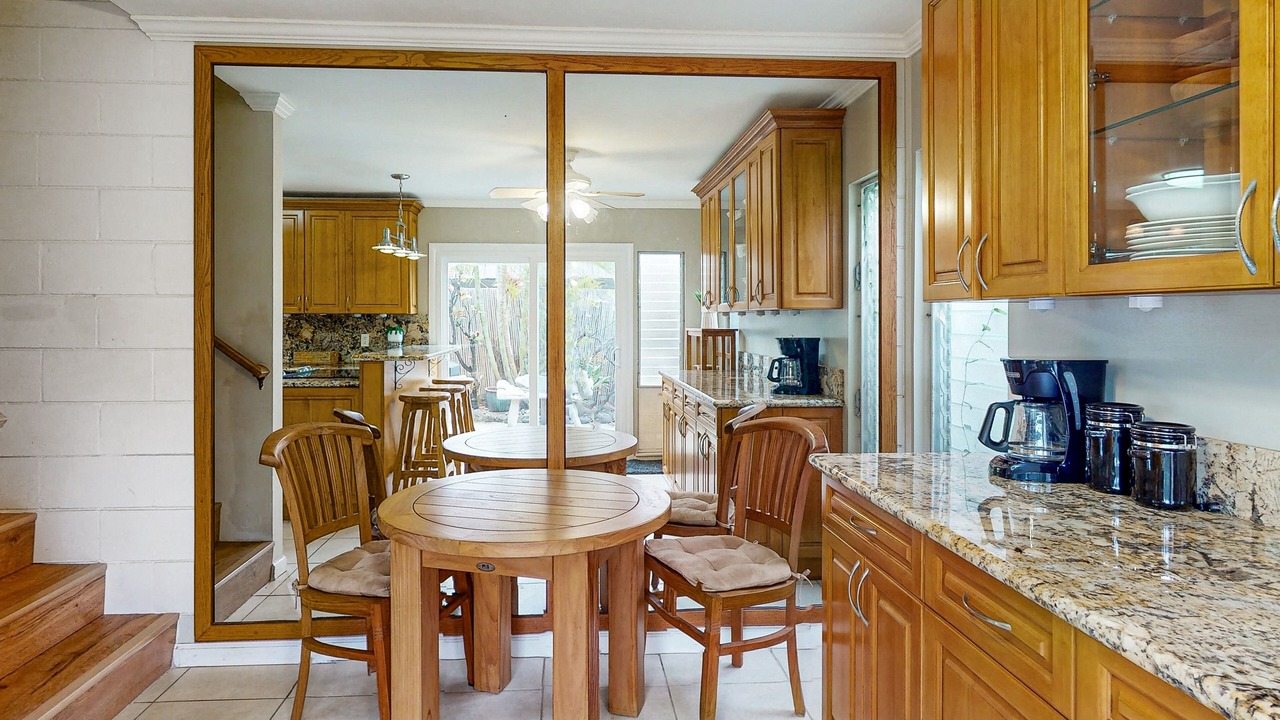 Photo of Kitchen in Portlock