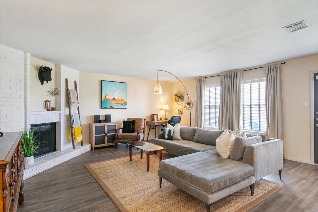Photo of Livingroom in Quail Hollow