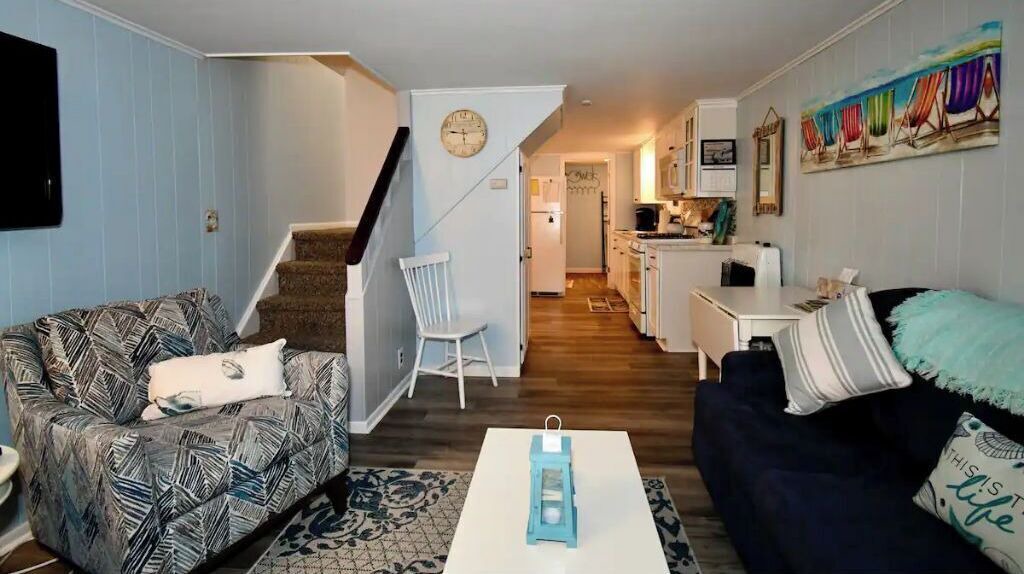 Photo of Livingroom in Ashville