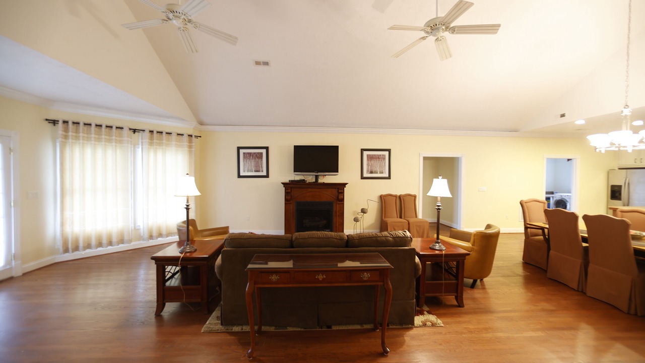 Photo of Livingroom in Strasburg