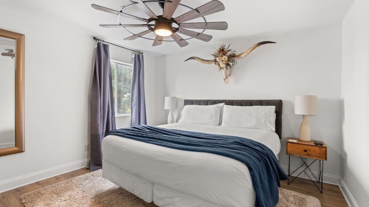 Photo of Bedroom in East Bank