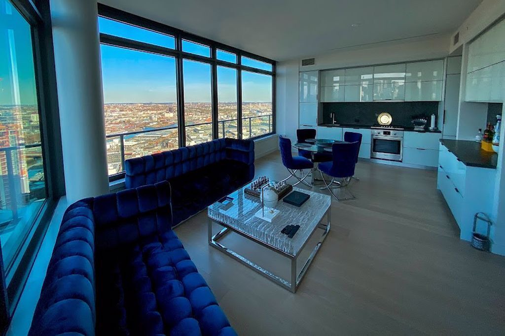 Photo of Bedroom in Hunters Point