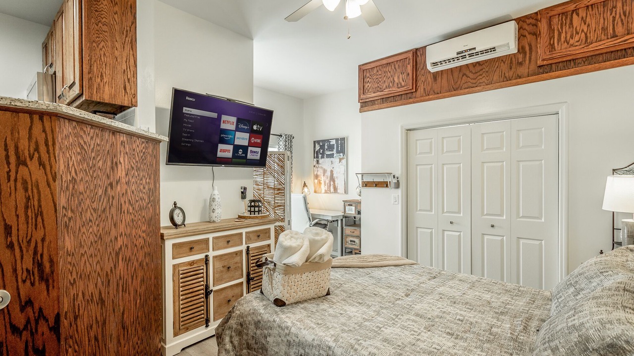 Photo of Bedroom in Graysville