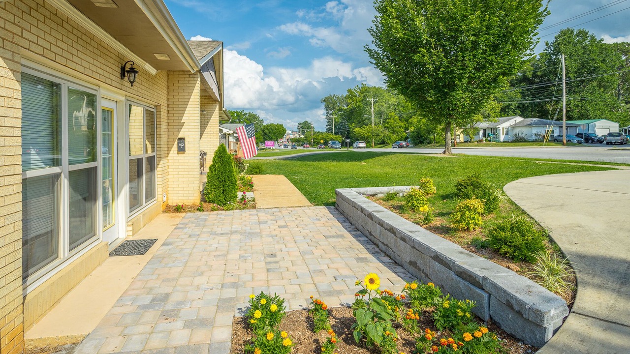 Photo of Outdoor in Graysville