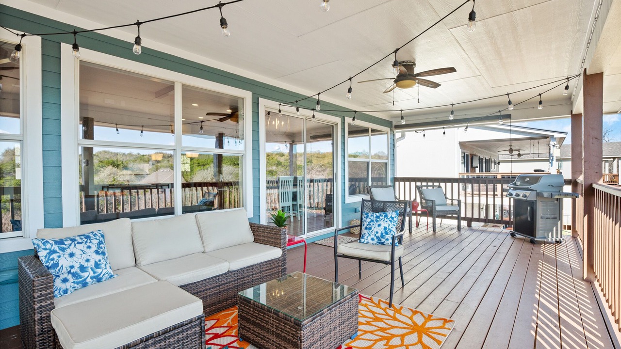 Photo of Patio Balcony in Point Venture