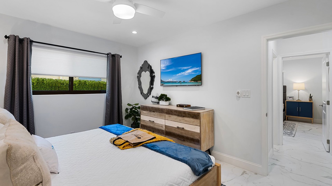 Photo of Bedroom in Harbour Inlet