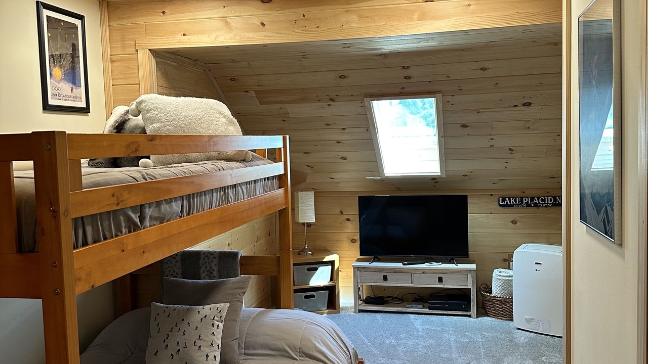 Photo of Bedroom in Lake Placid