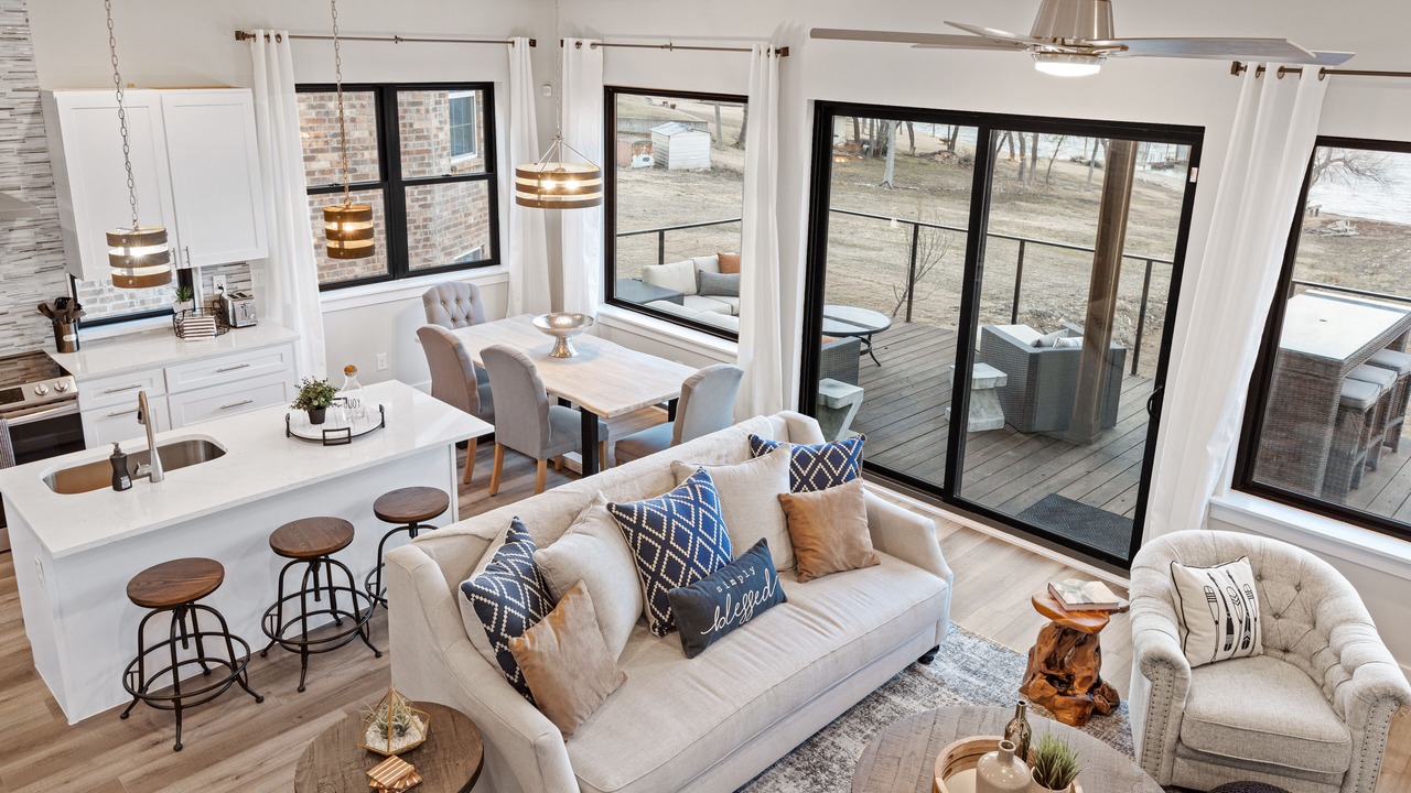 Photo of Livingroom in The Colony