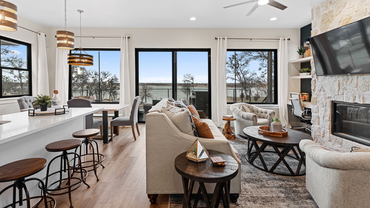 Photo of Livingroom in The Colony