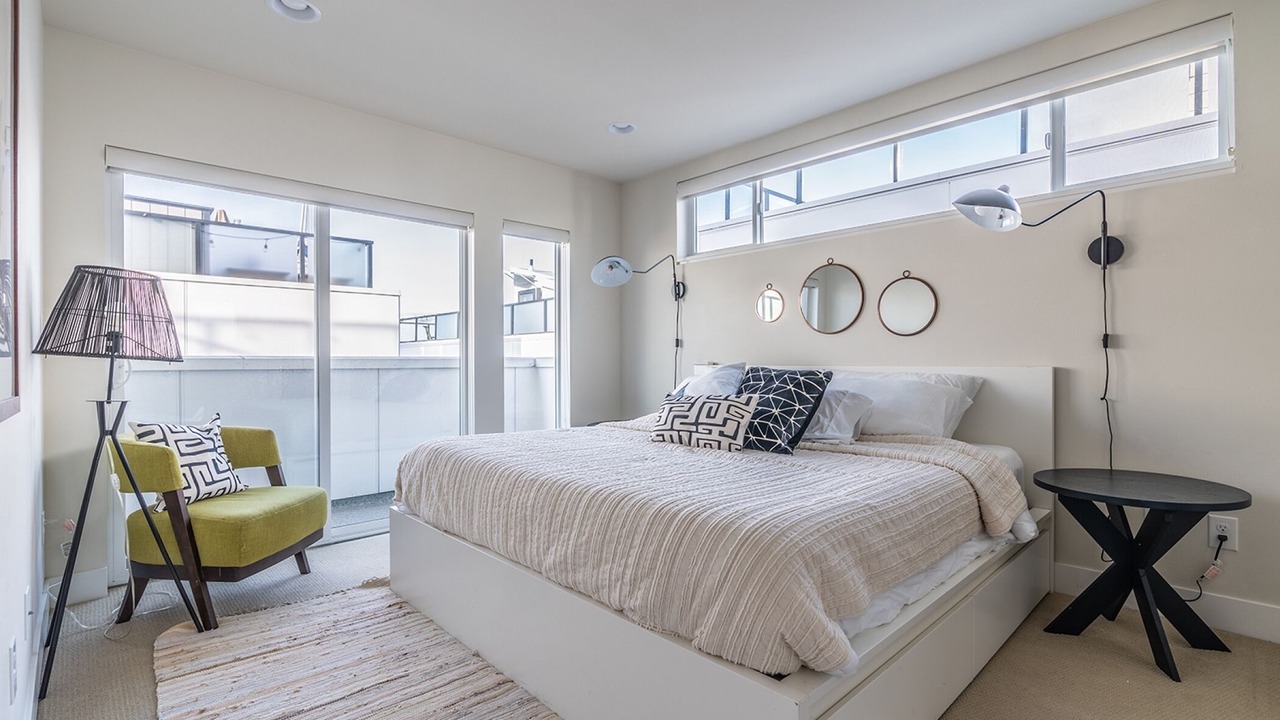Photo of Bedroom in Eastlake