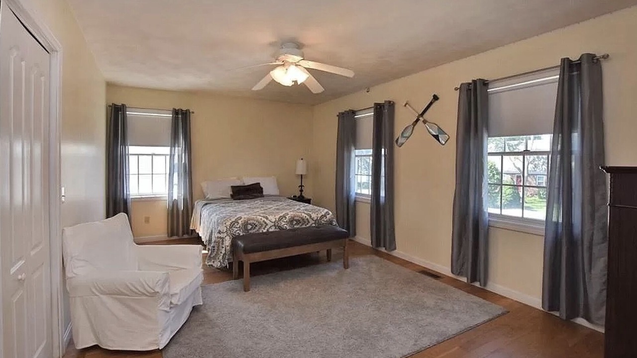 Photo of Bedroom in Eastward Look