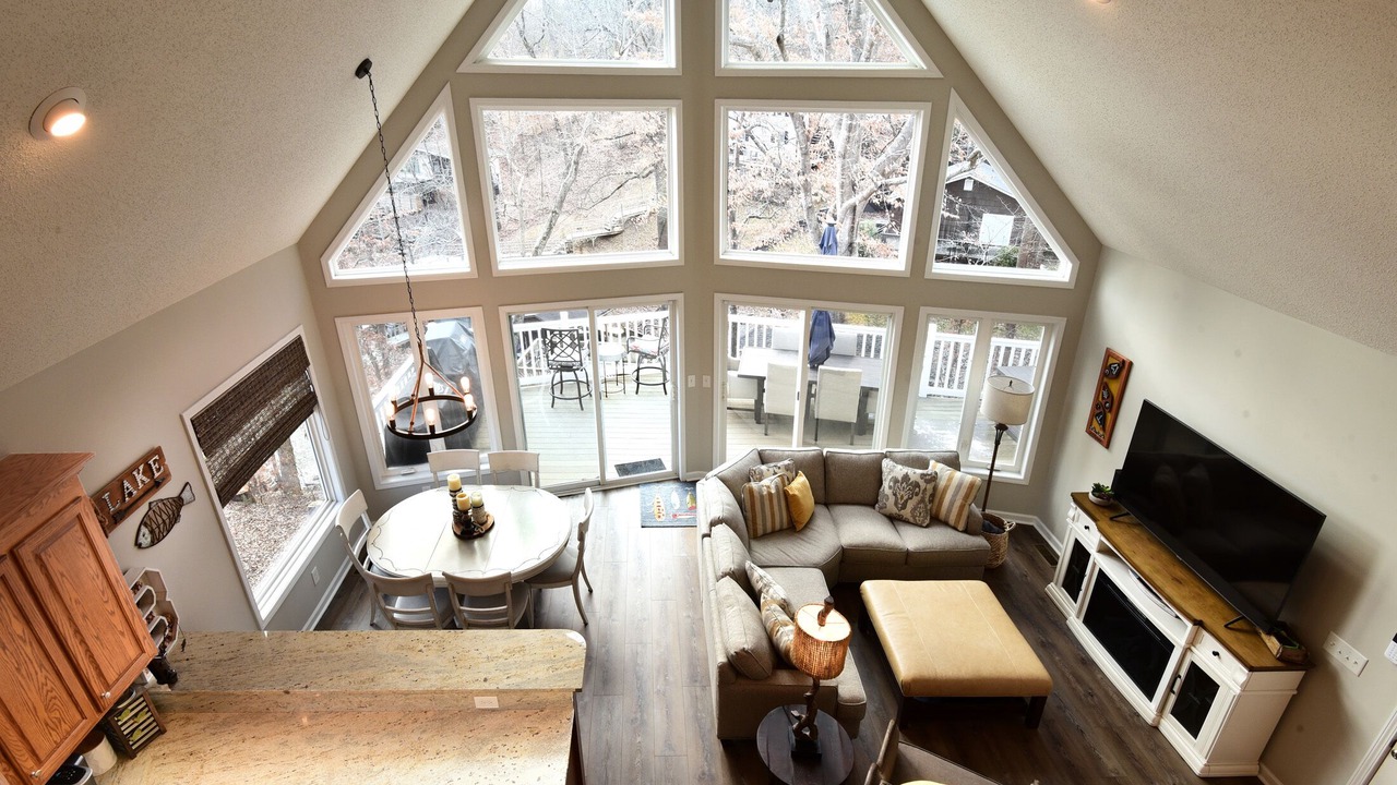 Photo of Livingroom in Albemarle